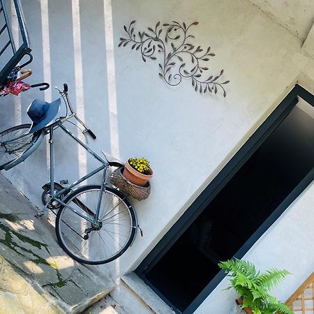 Villa Bacchetta - Stone Cottage 奥雷吉奥卡斯特罗 外观 照片