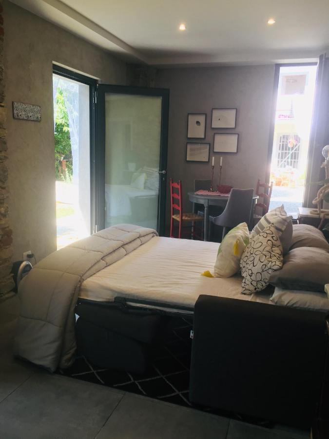 Villa Bacchetta - Stone Cottage 奥雷吉奥卡斯特罗 外观 照片
