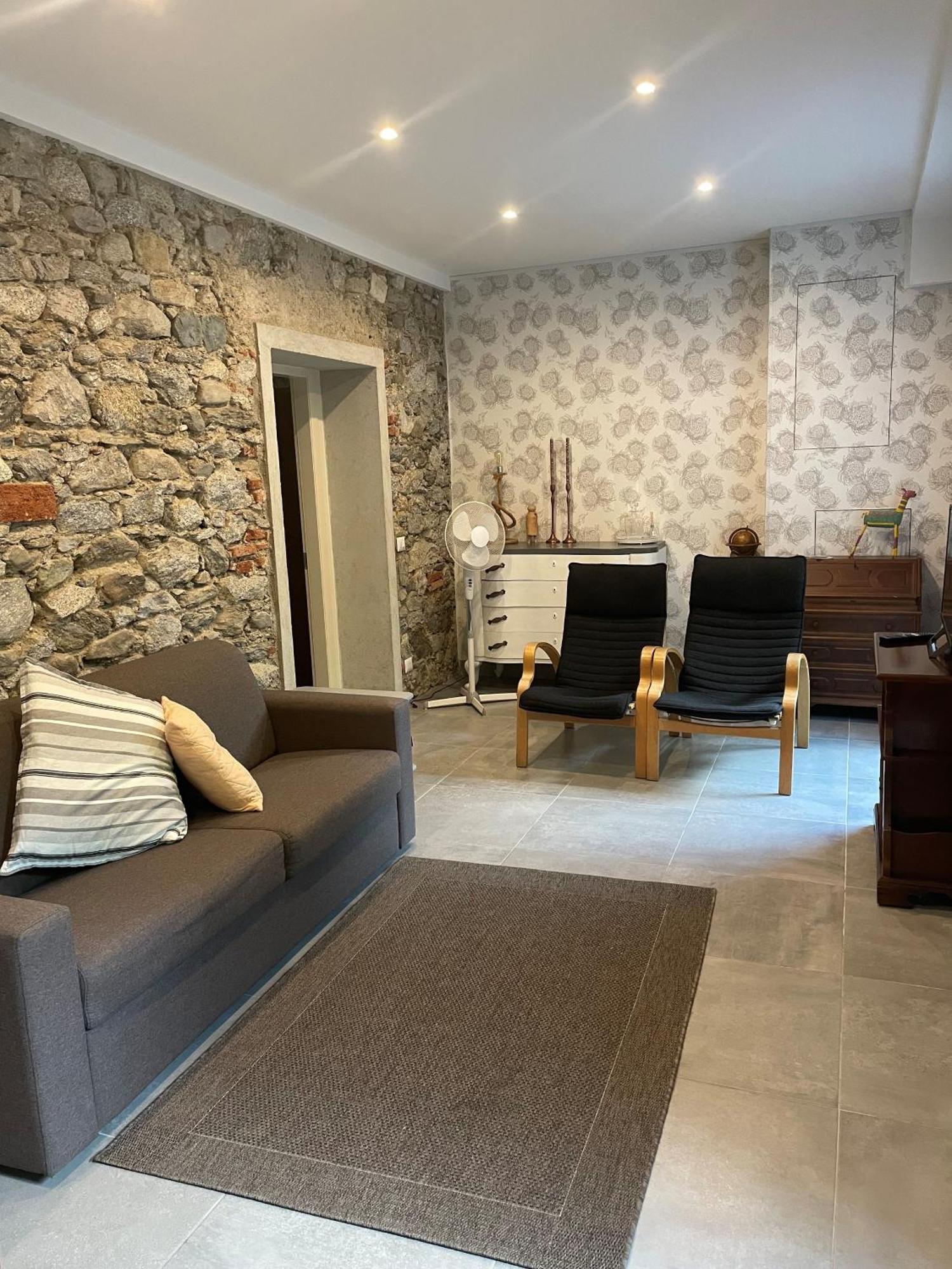 Villa Bacchetta - Stone Cottage 奥雷吉奥卡斯特罗 外观 照片